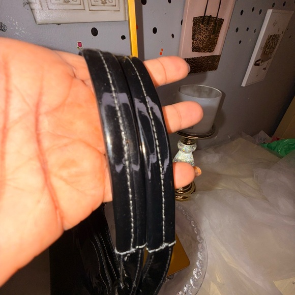 EUC Coach Black Patent Leather Black Shoulder bag - Picture 6 of 12